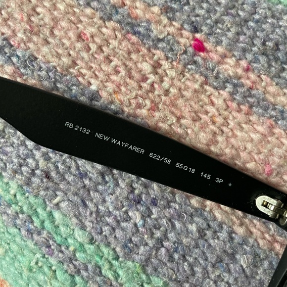 Rayban new wayfarer frame - Picture 3 of 4